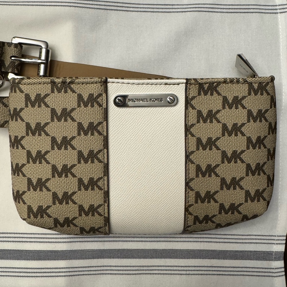 Michael Kors Beige Logo Belt Pouch Bag L/XL